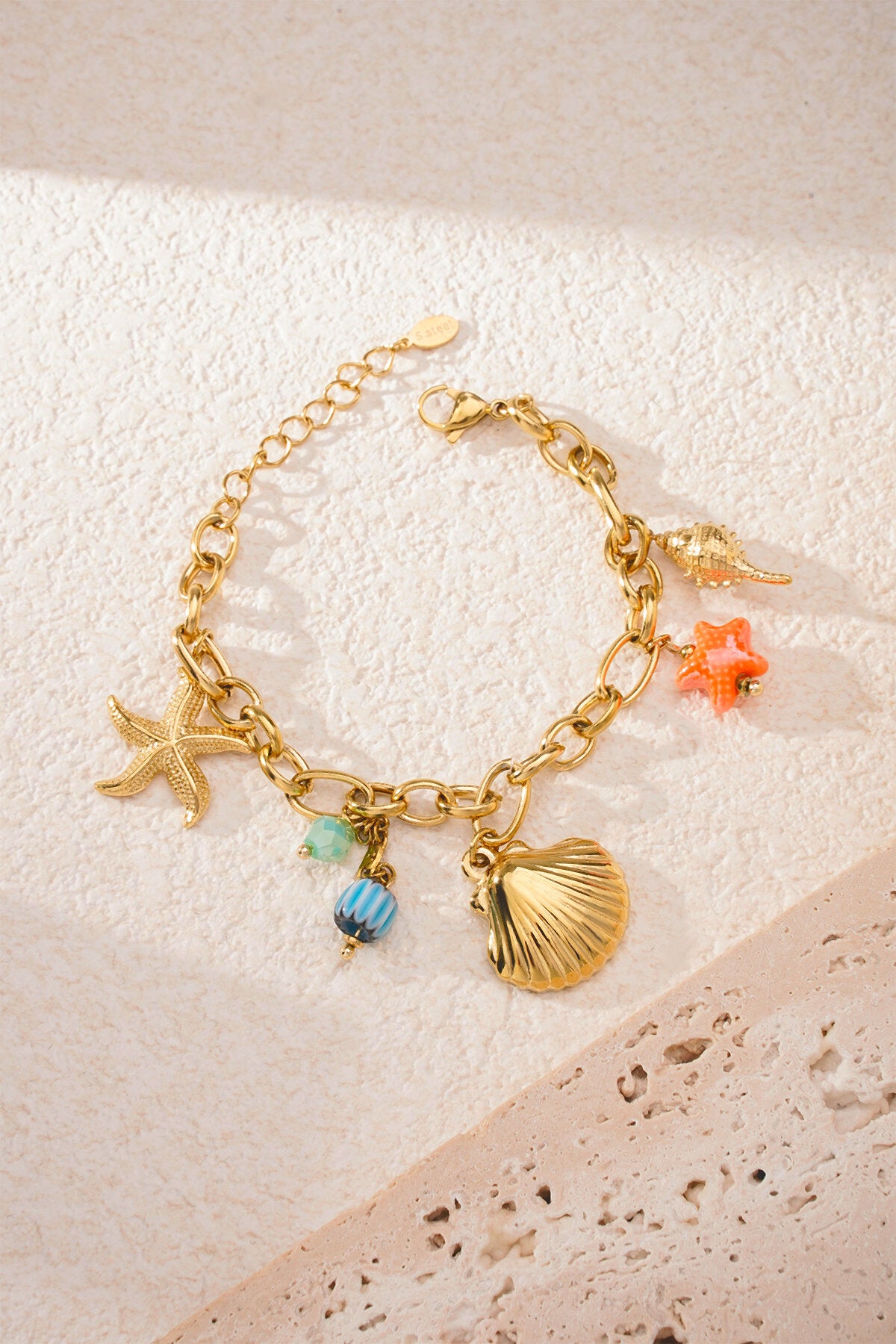 bracelet party at sea